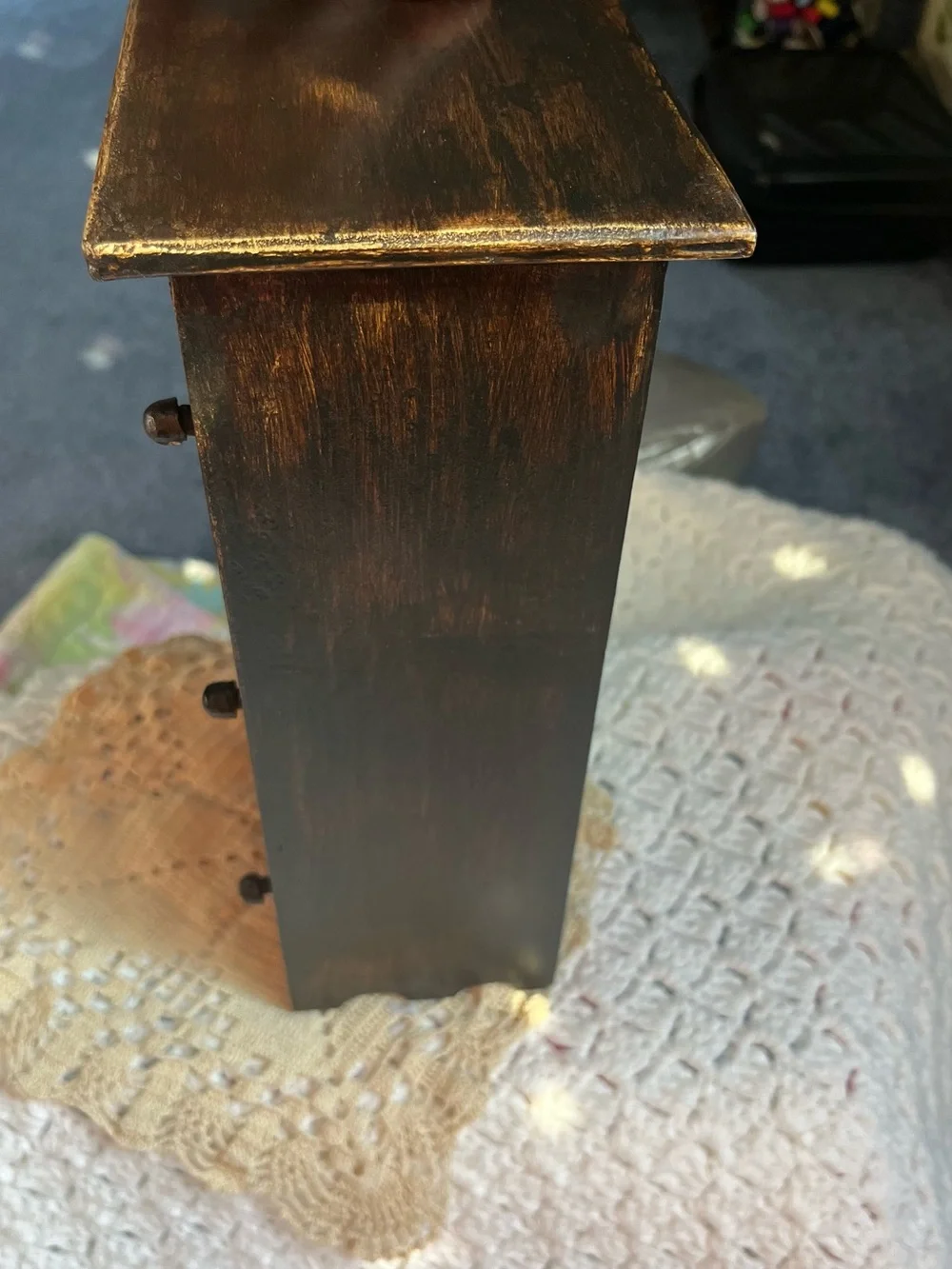N/A small dark